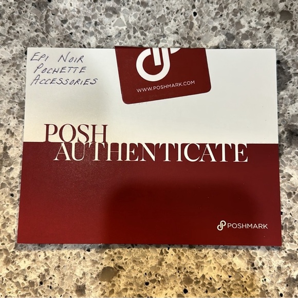 Authentic Louis Vuitton Pochette Accessories Epi Leather - Picture 6 of 16